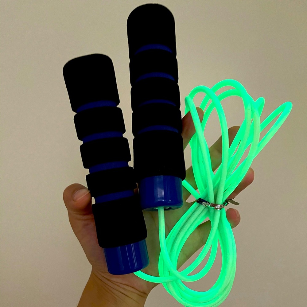 2-pack glowing jump ropes